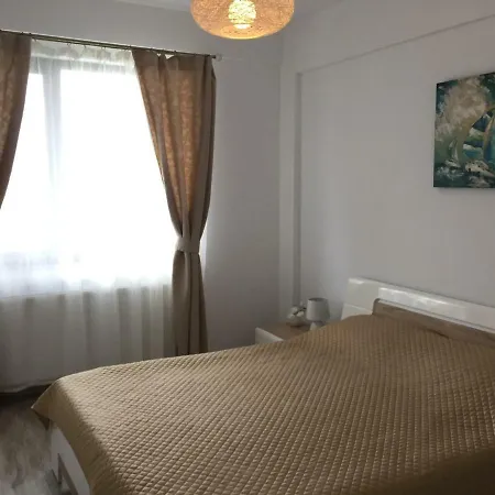 Alemareea Apartament アパート ナボダリ